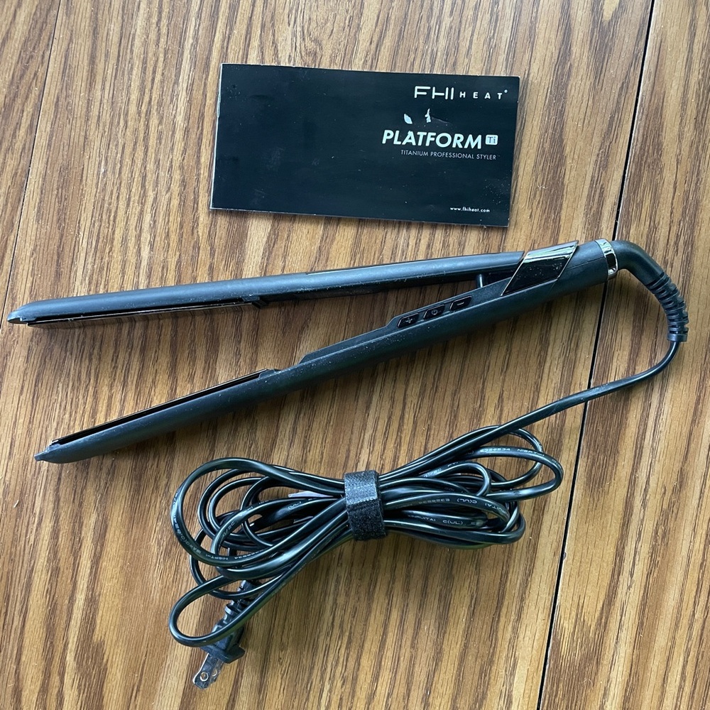 FHI Heat 1” Platform TI Titanium Pro Styler